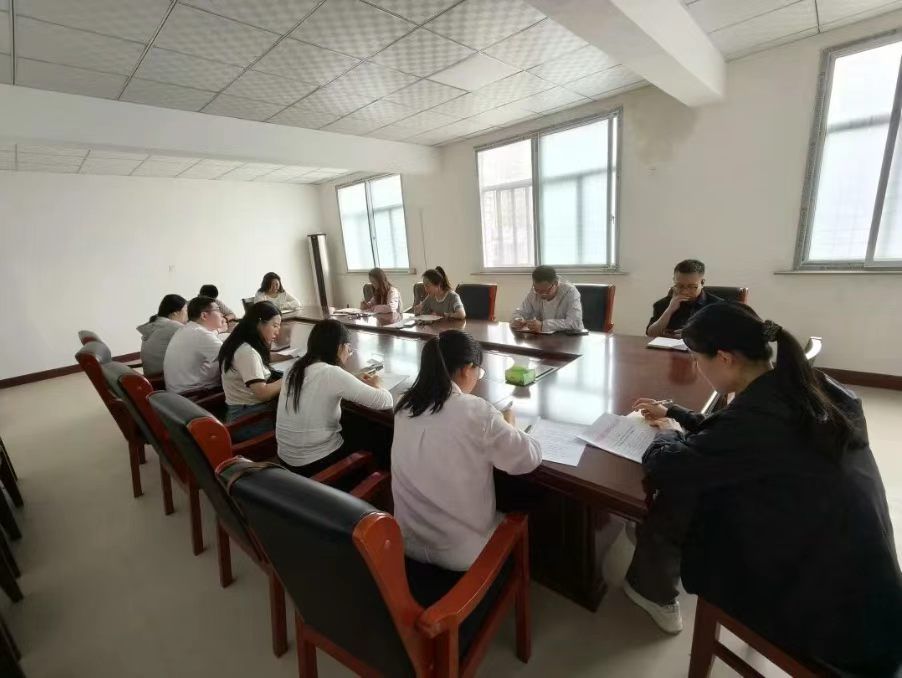校团委召开团总支工作部署会|聚焦重点任务,凝聚青春力量
